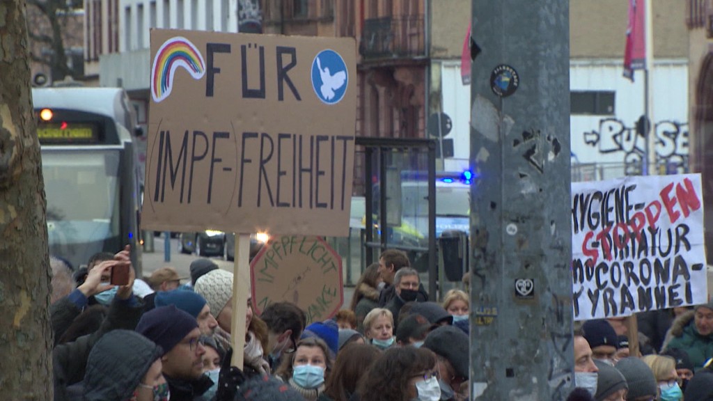 Demo von Impf-Kritikern in Saarbrücken (Foto: SR)