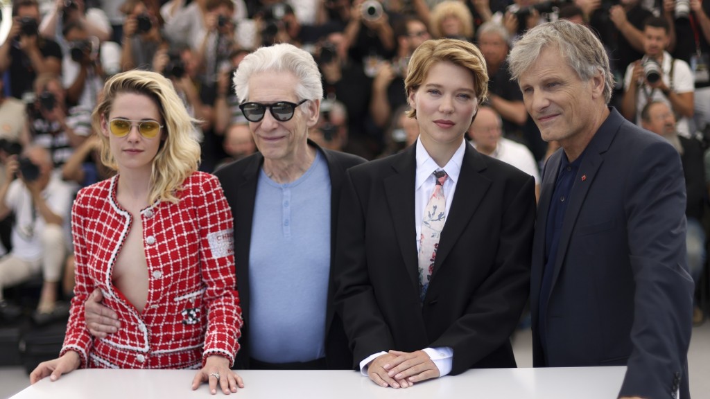 Von links: Kristen Stewart, Regisseur David Cronenberg, Lea Seydoux und Viggo Mortensen beim Photocall für den Film 