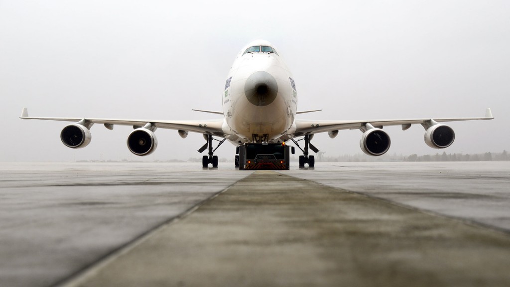 Foto: Ein Frachtflugzeug der Cargolux auf der Rollbahn