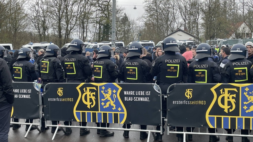 Polizeieinsatz bei einem FCS-Spiel