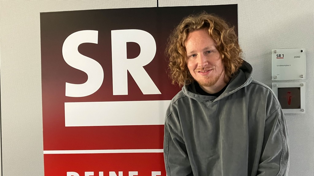 Michael Schulte im SR 1-Studio