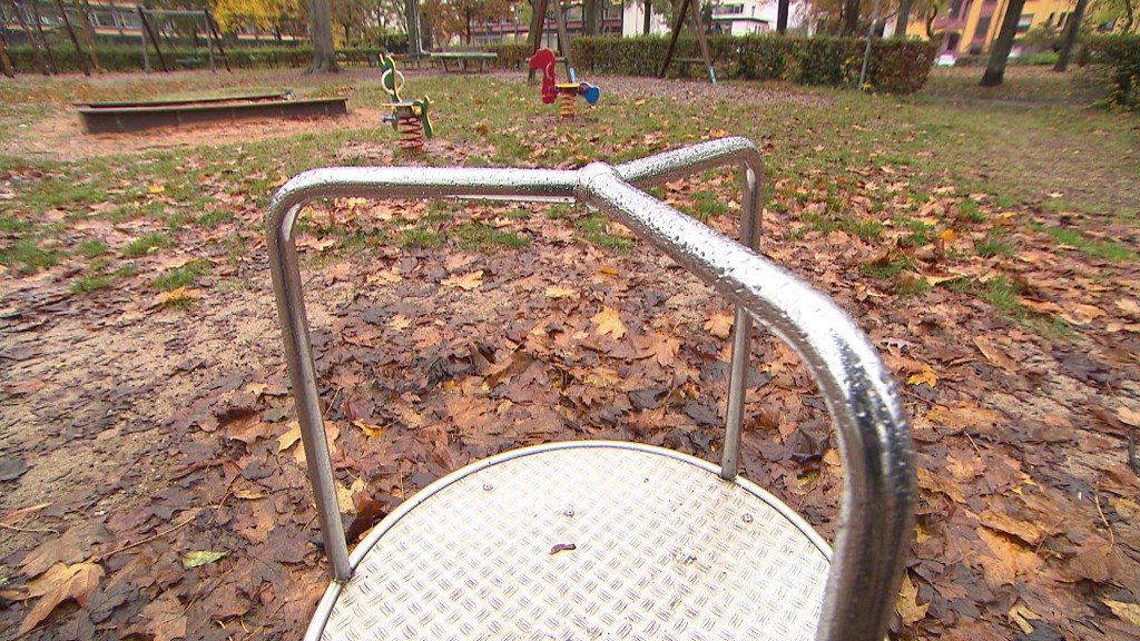 Leerer Spielplatz einer Kita