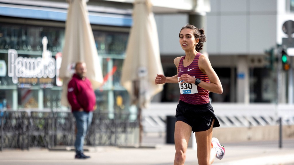 Foto: Sara Benfares bei den Deutschen Meisterschaften 2022 im Straßenlauf 