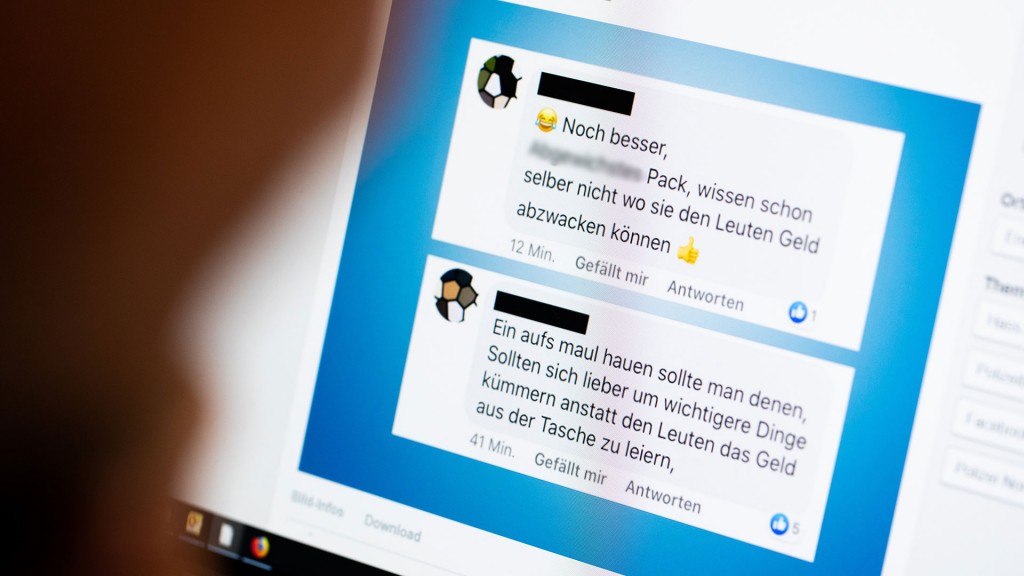 Hasspostings auf einem Computerbildschirm