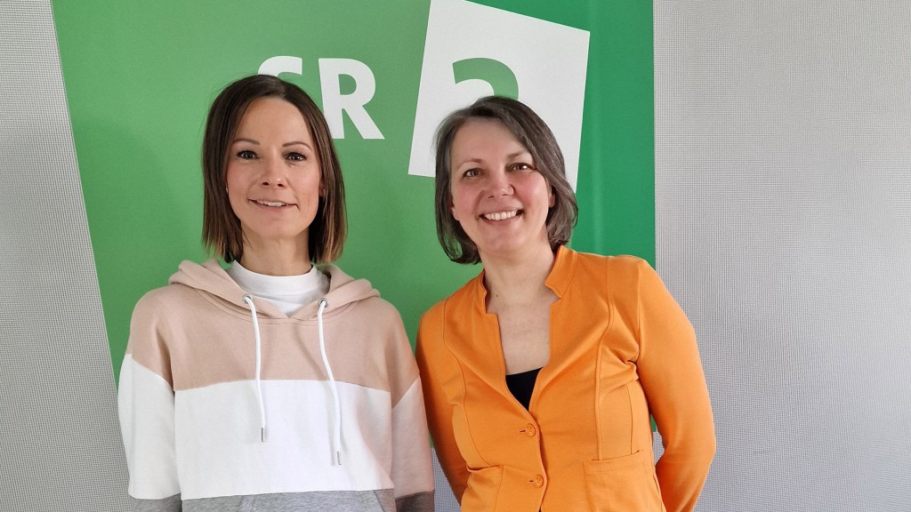 Christina Stürmer und Moderatorin Carmen Bachmann