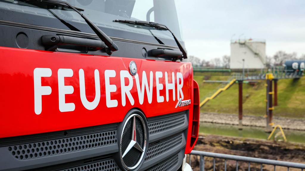 Aufschrift auf einem Feuerwehrfahrzeug 