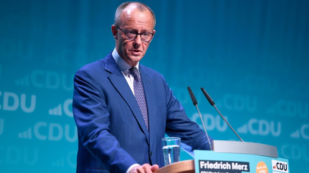 Der CDU-Bundesvorsitzende Friedrich Merz in Saarlouis