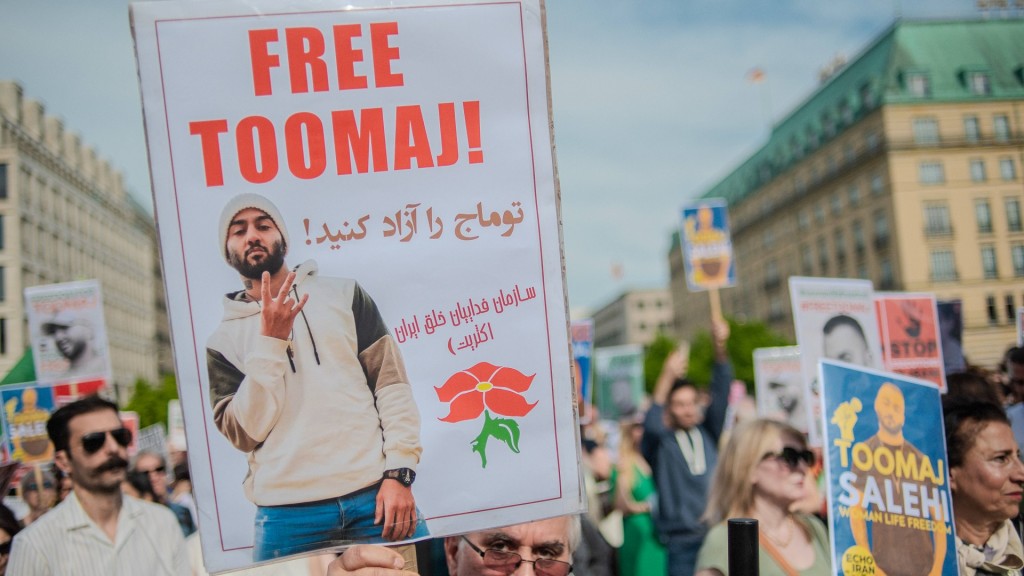 Free Toomaj Salehi - Demonstration in Berlin 