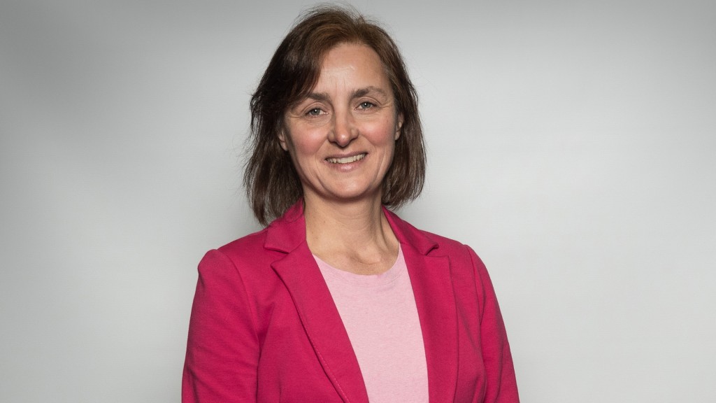 Karin Mayer
