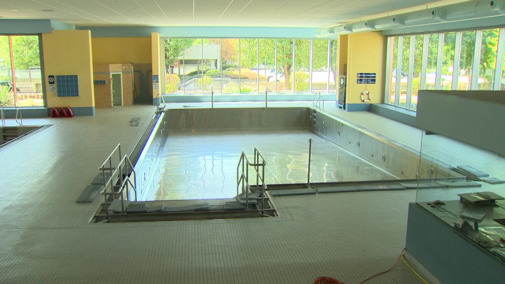 Leeres Schwimmbad in Lebach