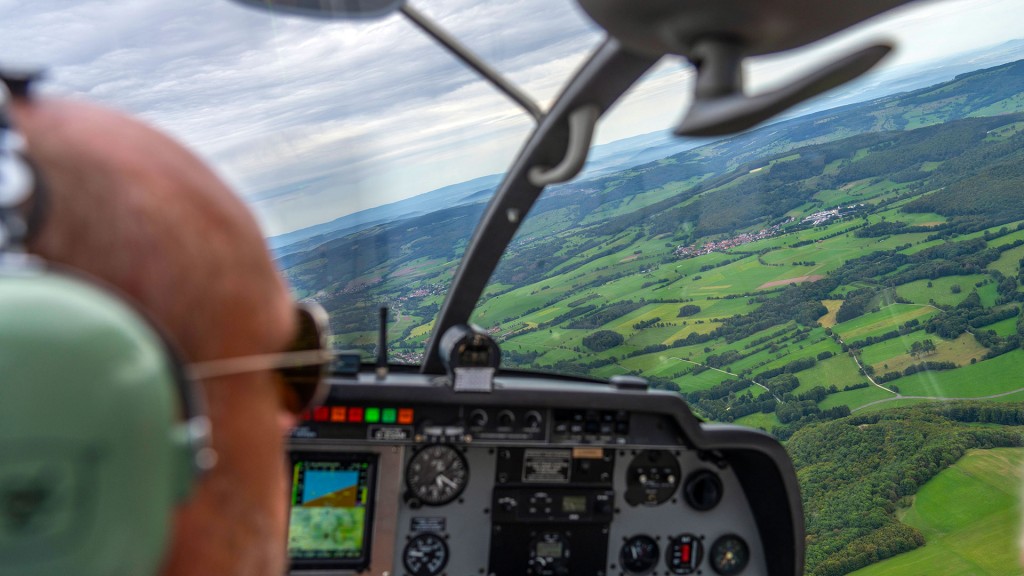 Robin DR 400 Flugzeug Propellerflugzeug Aero Club Bexbach Rundflug Flugplatz