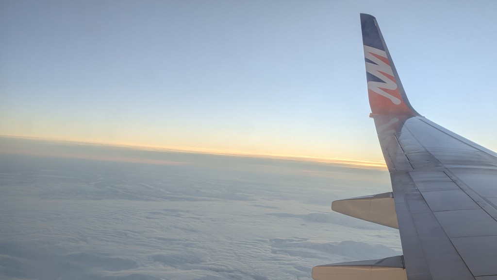 Im Flieger geht es zurück ins Saarland