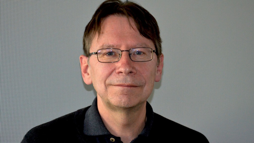 Professor Uwe Jun