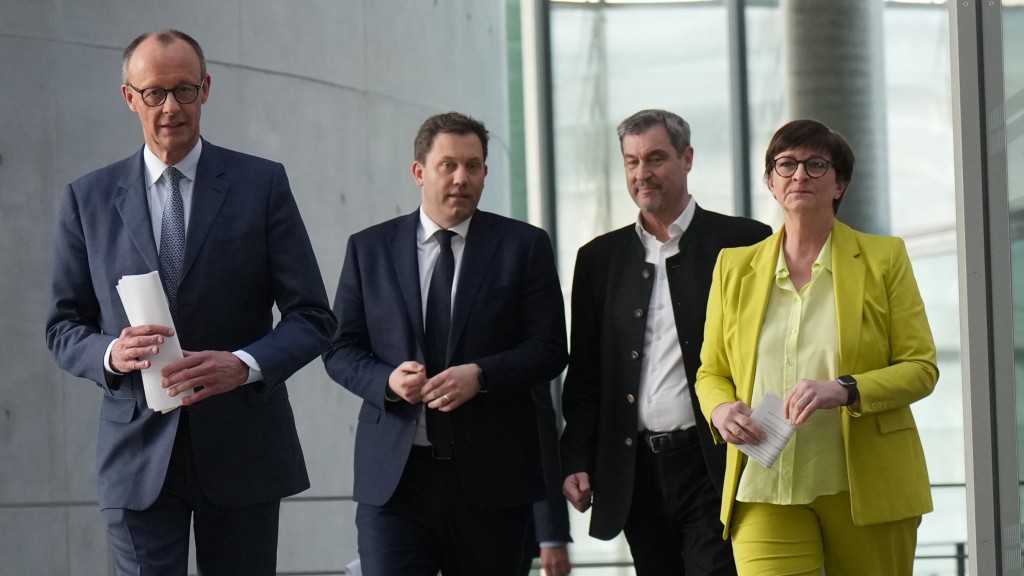 Foto: Friedrich Merz, Lars Klingenbeil, Markus Söder und Saskia Esken verkünden das Ende der Sondierungen.