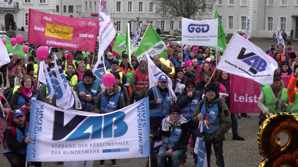 Foto: Streikende Arbeitnehmer