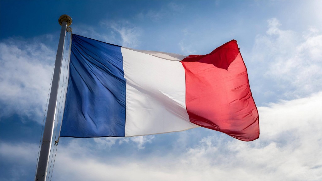 Die Nationalfahne von Frankreich flattert im Wind