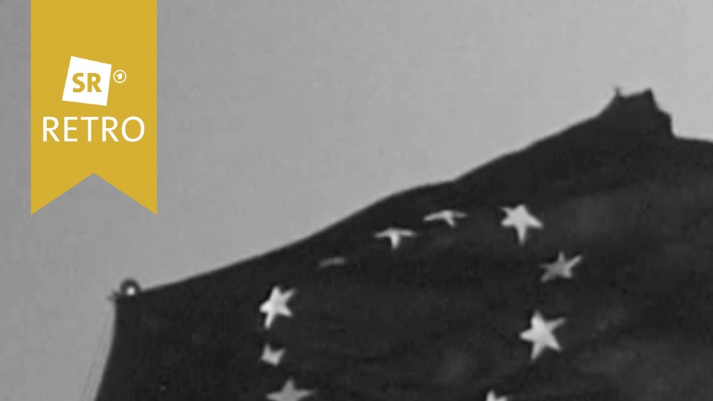 Europäische Flagge weht im Wind