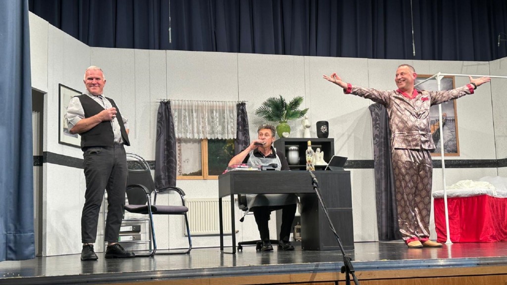 Chaos im Bestattungshaus, Moselfränkisch, Big Eppel, Eppelborn, Theaterverein Saargold Humes e.V.