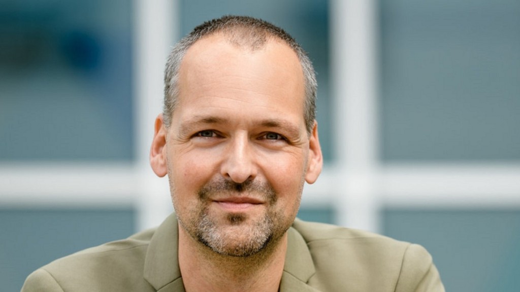 Dr. Tobias Endler 