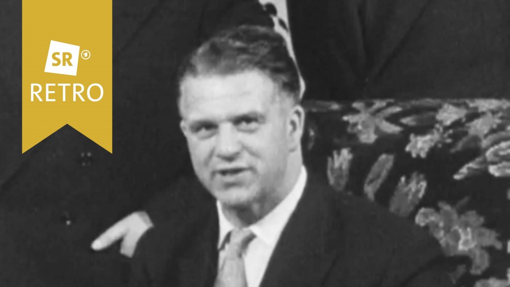 Der saarländische Ministerpräsident Egon Reinert (CDU) hält eine Rede