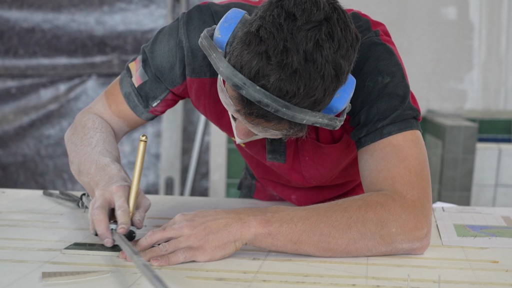 Training für die Fliesenleger-WM 2026 in Shanghai