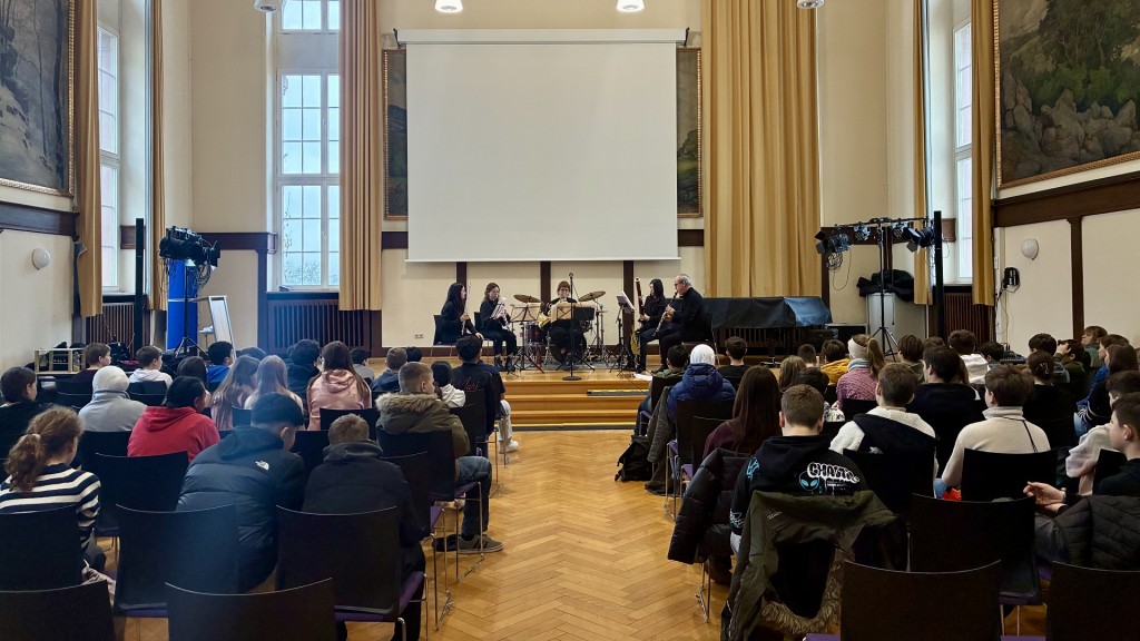 Klassik macht Schule am Albert-Einstein-Gymnasium in Völklingen