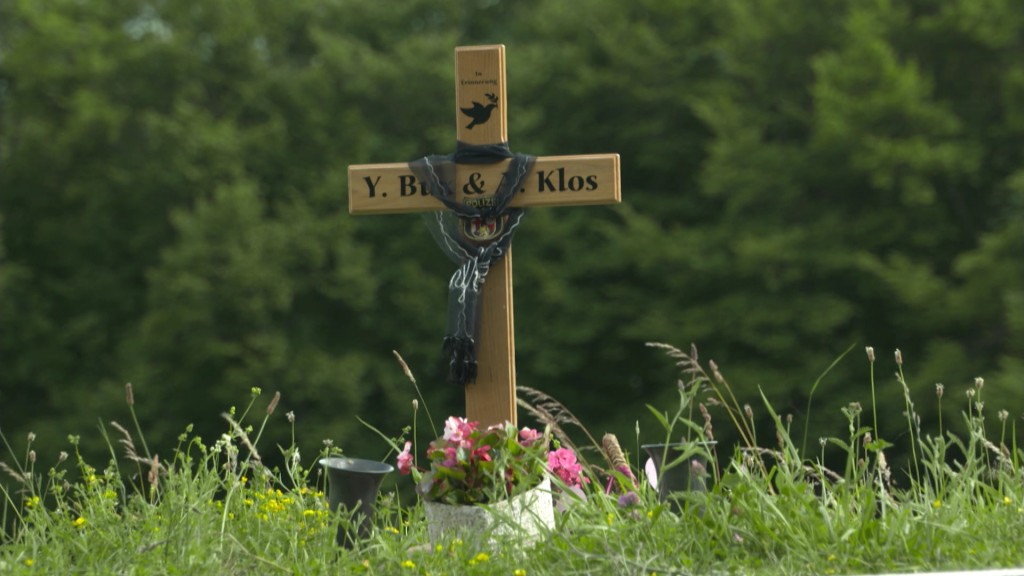 Gedenkstätte für die verstorbenen Polizisten im Fall Kusel