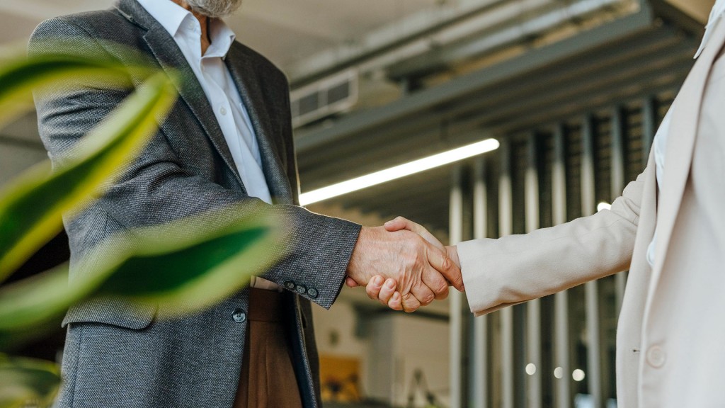 Symbolbild: Handschlag im Businessbereich