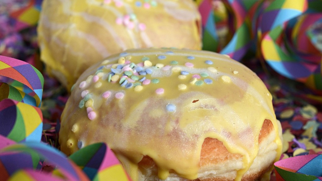 Berliner mit Glasur zur Faschingszeit