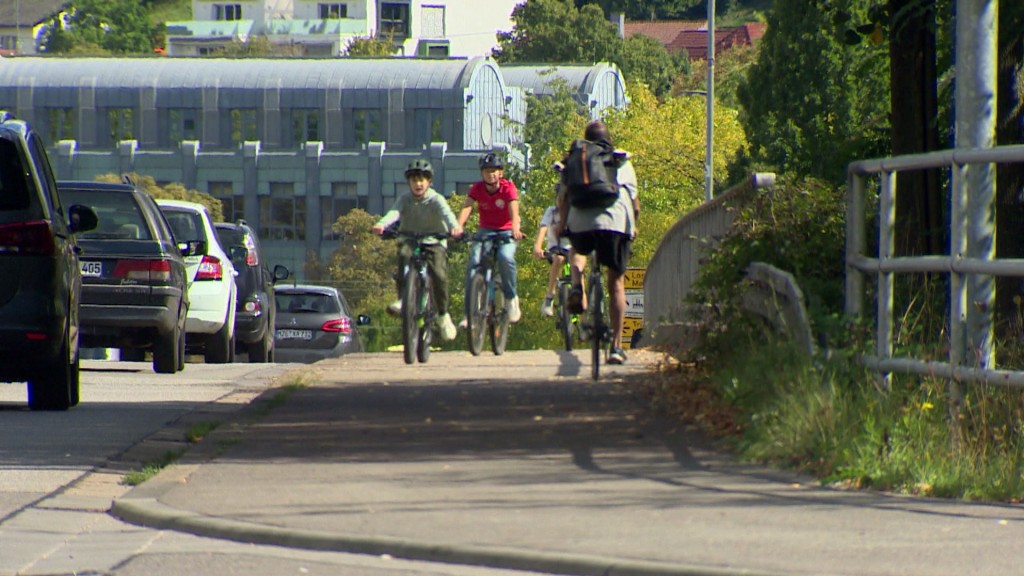 Verkehr auf Hilbringer Brücke