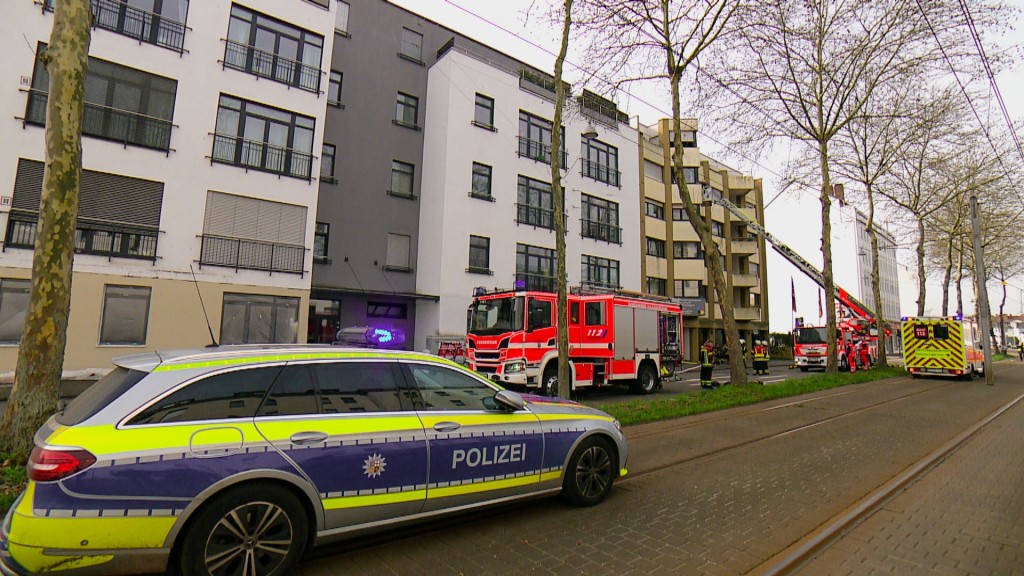 Saarbrücker Feuerwehr im Einsatz bei einem Brand in der Mainzer Straße