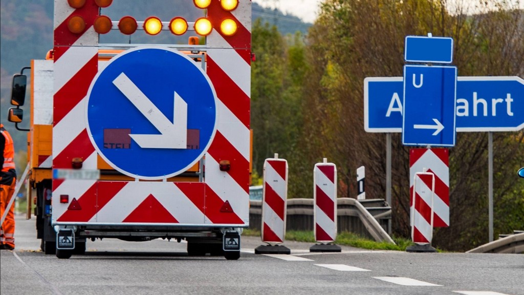 Autobahn Sperrung, Baustellenfahrzeug