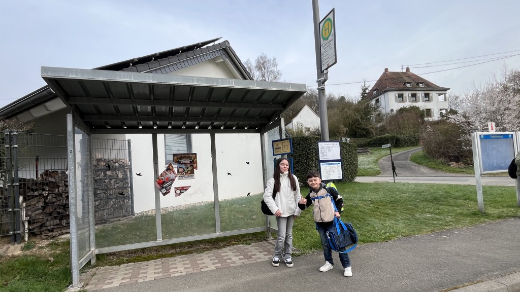 Marie und ihr Bruder Luca pendeln zwischen Thallichtenberg und Freisen