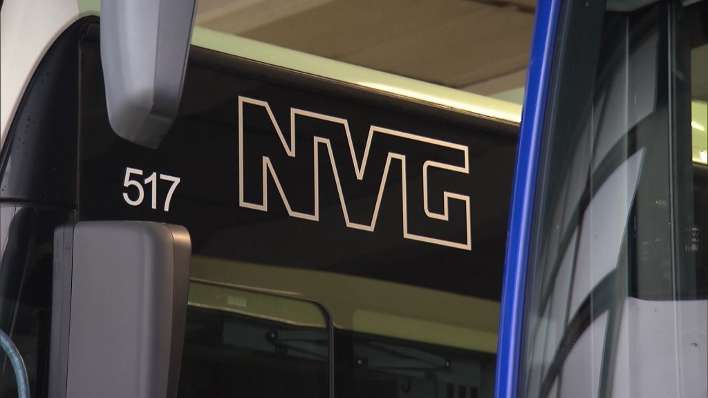 Foto: Logo NVG (Neunkircher Verkehrsbetriebe) auf einem Bus