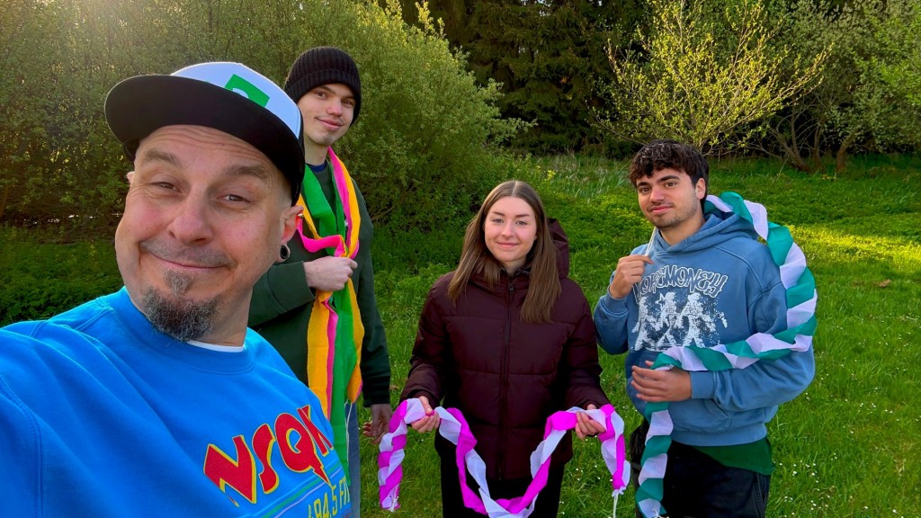 Freaky Jörn und die Straußjugend aus Mainzweiler