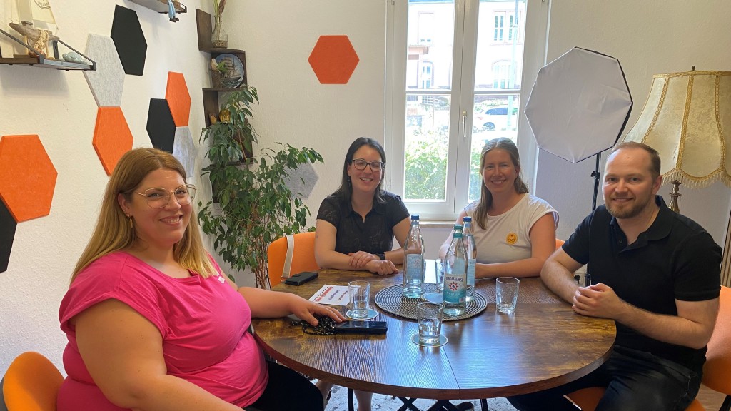 Netzwerkfrauen vlnr: Nadine Muthreich, Silke Dieterich, Susi Blum, Serge Reger