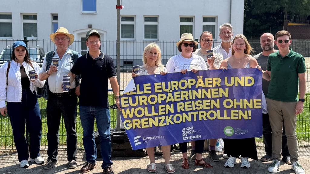 Aktion an der Goldenen Bremm gegen Grenzkontrollen