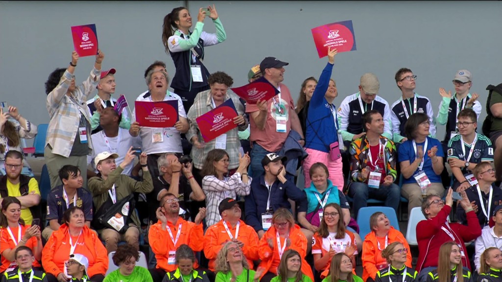 Publikum bei der Eröffnung der Special Olympics
