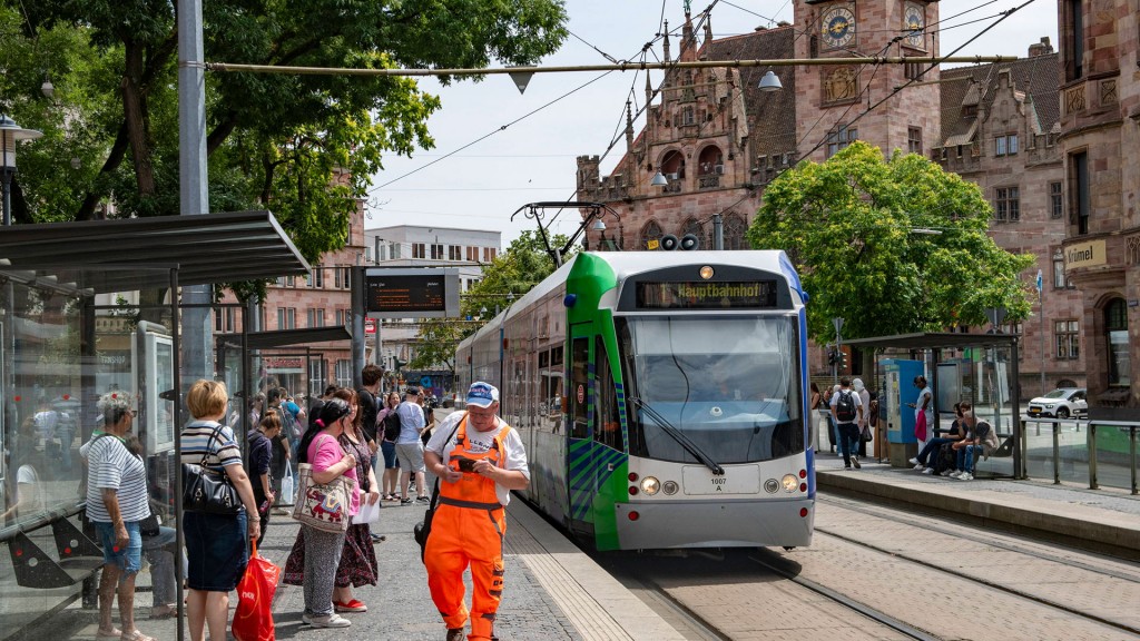 Die Saarbahn-Haltestelle an der Johanneskirche