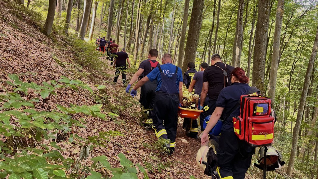 Foto: St. Ingbert: Rettungseinsatz bei Mountainbike - Unfall