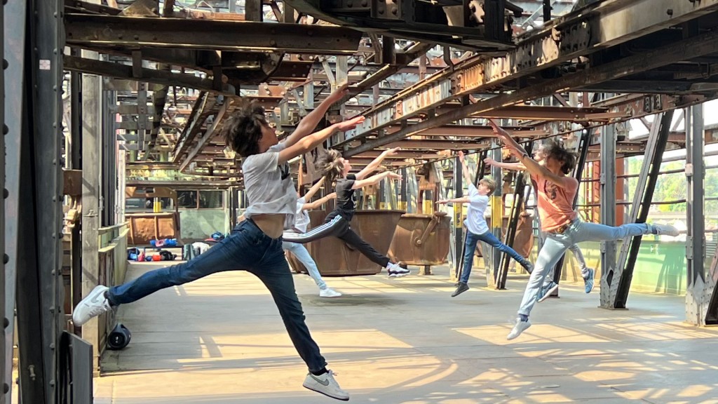 Künstlerische Tanzperformance beim Freistil-Festival in der Völklinger Hütte