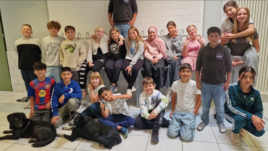 Schülerinnen und Schüler der Geimeinschaftsschule Eppelborn aus der Klasse 6a