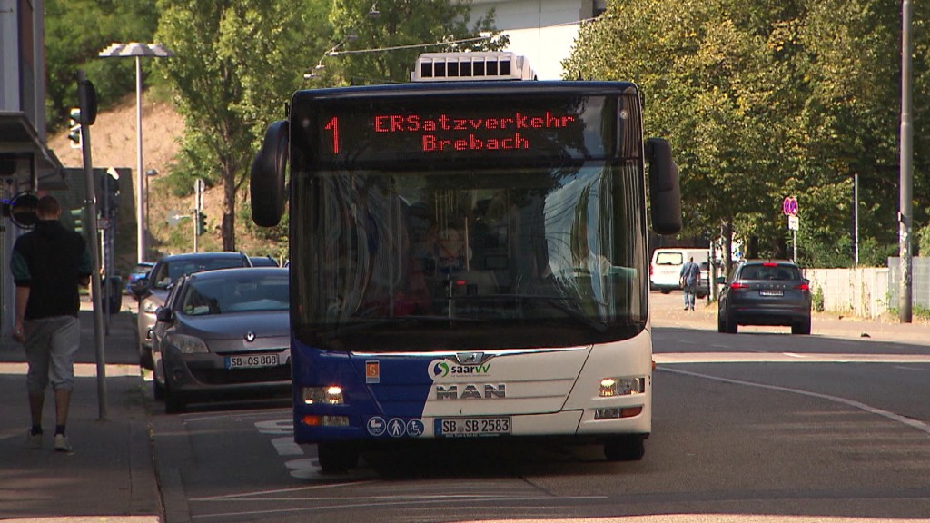 Foto: Ein Bus des Schienenersatzverkehrs der Saarbahn