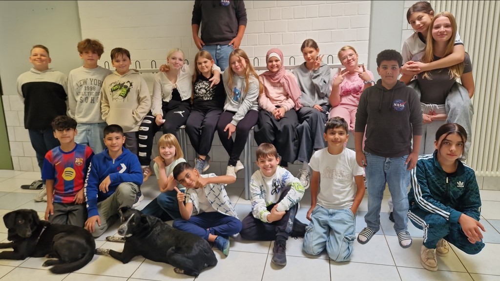 Schülerinnen und Schüler der Gemeinschaftsschule Eppelborn aus der Klasse 6a 