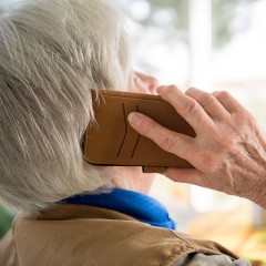 Wie Kriminelle am Telefon Millionen erbeuten